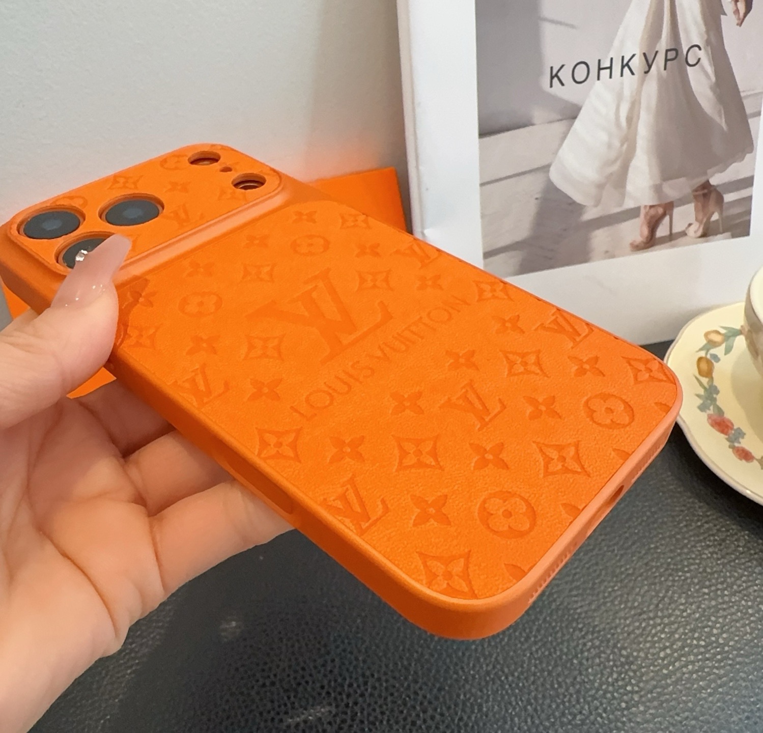 Lv精孔全包手机壳 ，LV秒变皮质手机壳型号：为了不出现报错型号，请打开本机查看手机设置显示的型号⚠️⚠