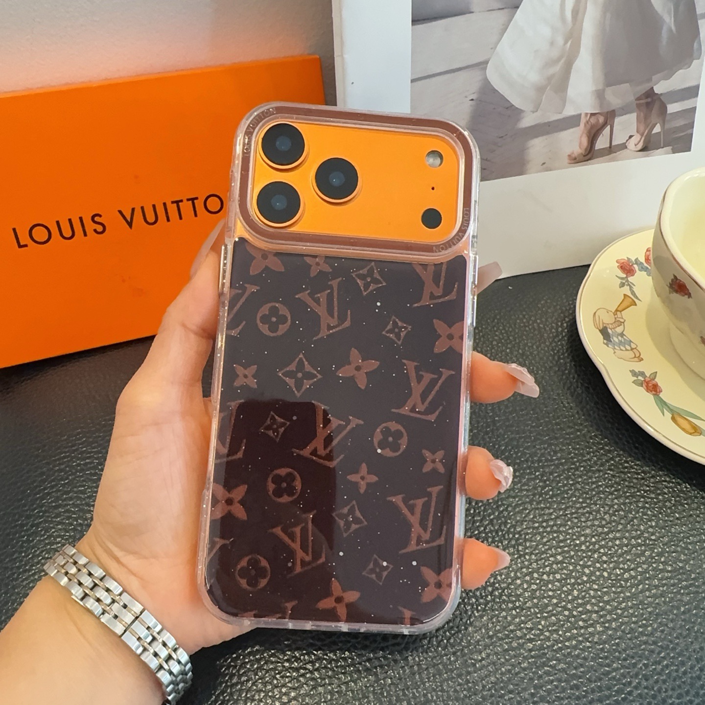 lv手机壳型号：为了不出现报错型号，请打开本机查看手机设置显示的型号⚠️⚠️⚠️iPhone17系列更新