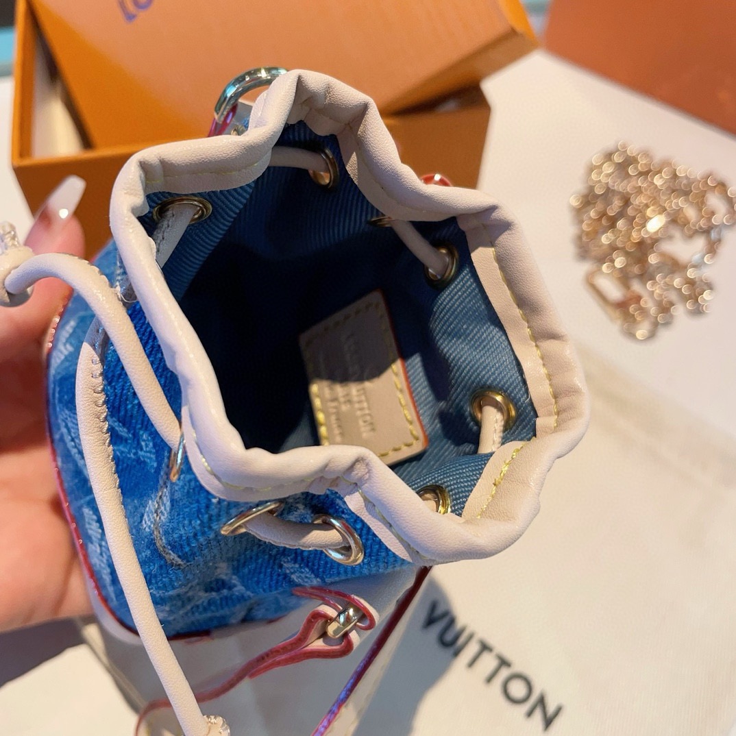 配链条❗️新品❗️MICRO NOE 包饰 斜挎mini包包钥匙扣 Louis Vuitton 路易威登