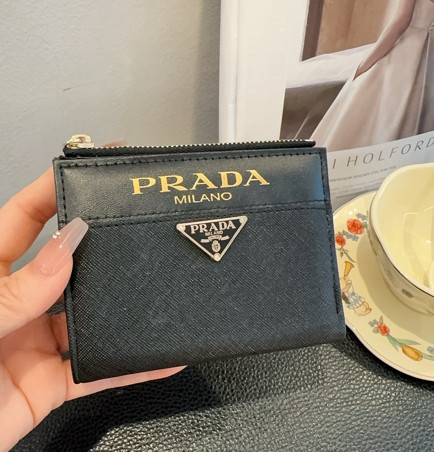Prada普拉达卡包零钱包两用