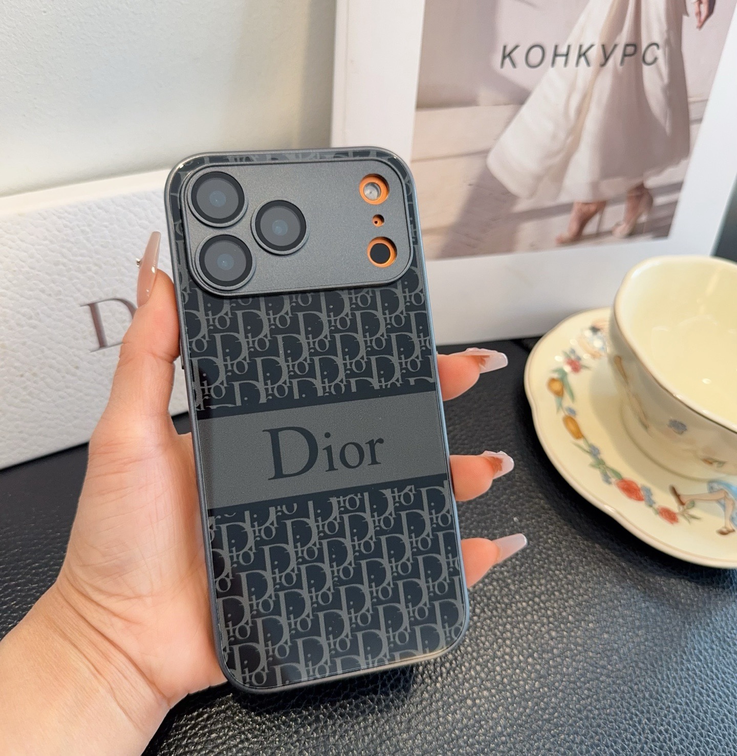 星宇橙系列 Dior手机壳型号：为了不出现报错型号，请打开本机查看手机设置显示的型号⚠️⚠️⚠️iPho