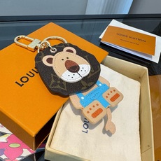 ❗新品❗Lv钥匙扣 灵动狮子🦁️挂饰独家原单LOUIS VUITTON 新款 老花狮子🦁钥匙扣 包包挂件 ❗新品❗Lv钥匙扣 灵动狮子🦁️挂饰独家原单LOUIS VUITTON 新款 老花狮子🦁钥匙扣 包包挂件