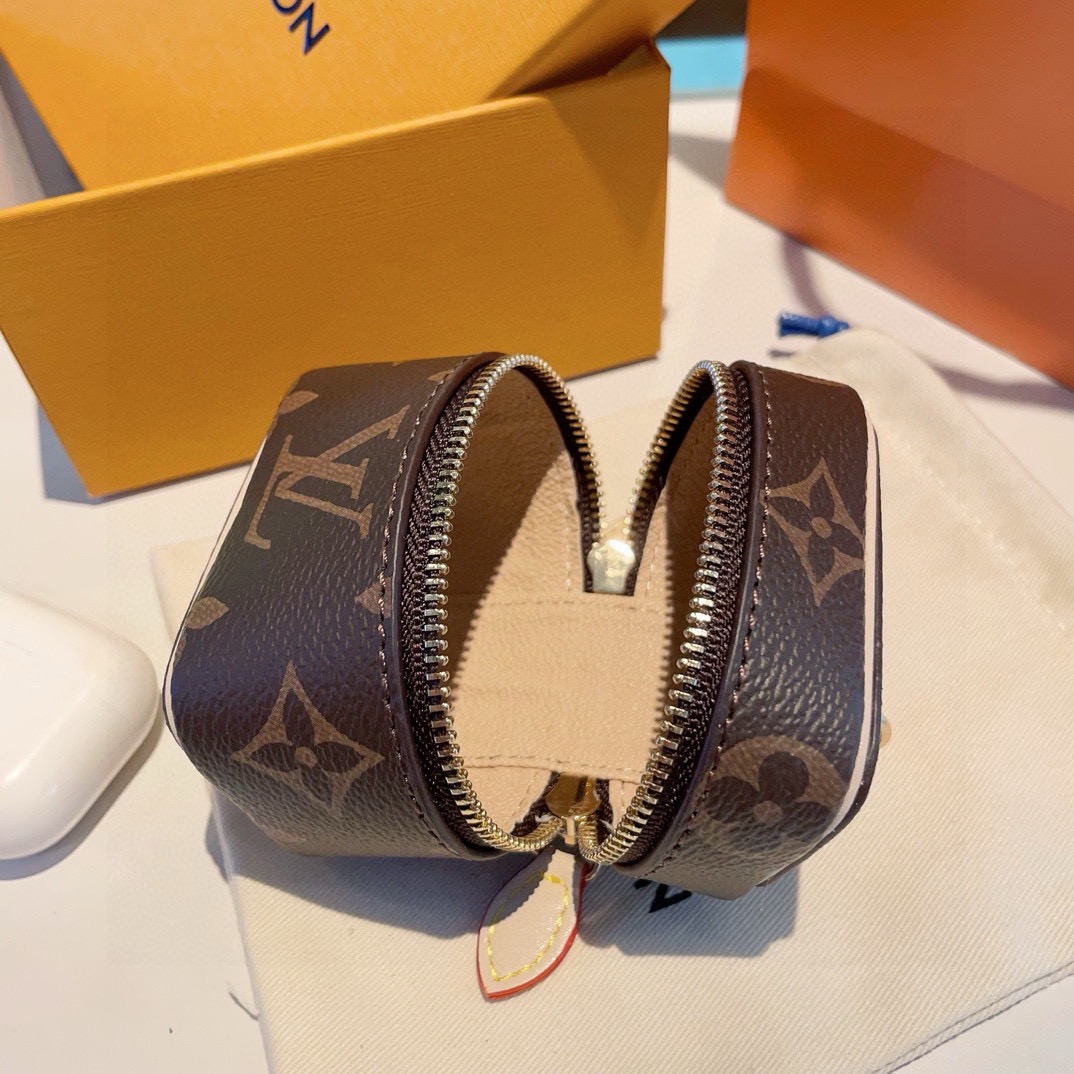 ❗️lv 迷你包包 零钱包钥匙扣耳机包  包包挂件挂饰可放耳机 卡片 💄零钱等小物件Vanity Mon