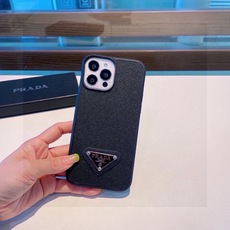 ❄️新款上架💠 普拉达·PRADA官网同款全包手机壳,精准孔位 iPhone16系列更新 型号:为了不出 ❄️新款上架💠 普拉达·PRADA官网同款全包手机壳,精准孔位 iPhone16系列更新 型号:为了不出