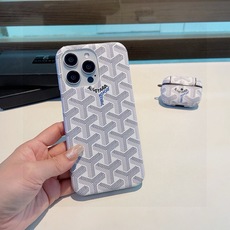 Goyard戈雅手机壳 半包油边壳 官网同步更新型号:为了不出现报错型号,请打开本机查看手机设置显示的 Goyard戈雅手机壳 半包油边壳 官网同步更新型号:为了不出现报错型号,请打开本机查看手机设置显示的