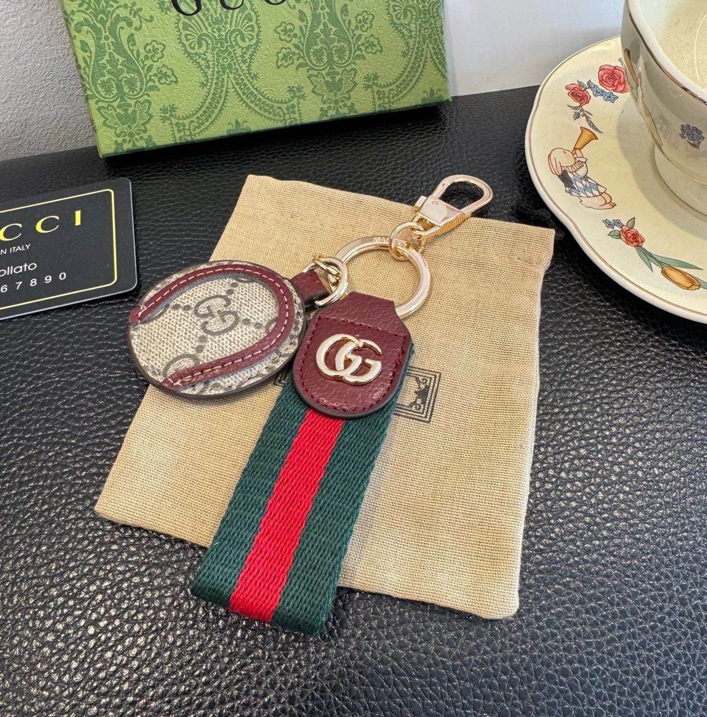 gucci古驰官网同步 古驰钥匙扣 包包挂饰 织布挂件 百搭奢华