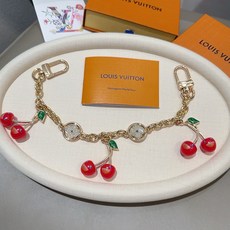 LV X TM 樱桃🍒包挂包链原单货 Lv钥匙扣包饰包包挂件Louis Vuitton 路易威登 樱桃🍒 LV X TM 樱桃🍒包挂包链原单货 Lv钥匙扣包饰包包挂件Louis Vuitton 路易威登 樱桃🍒