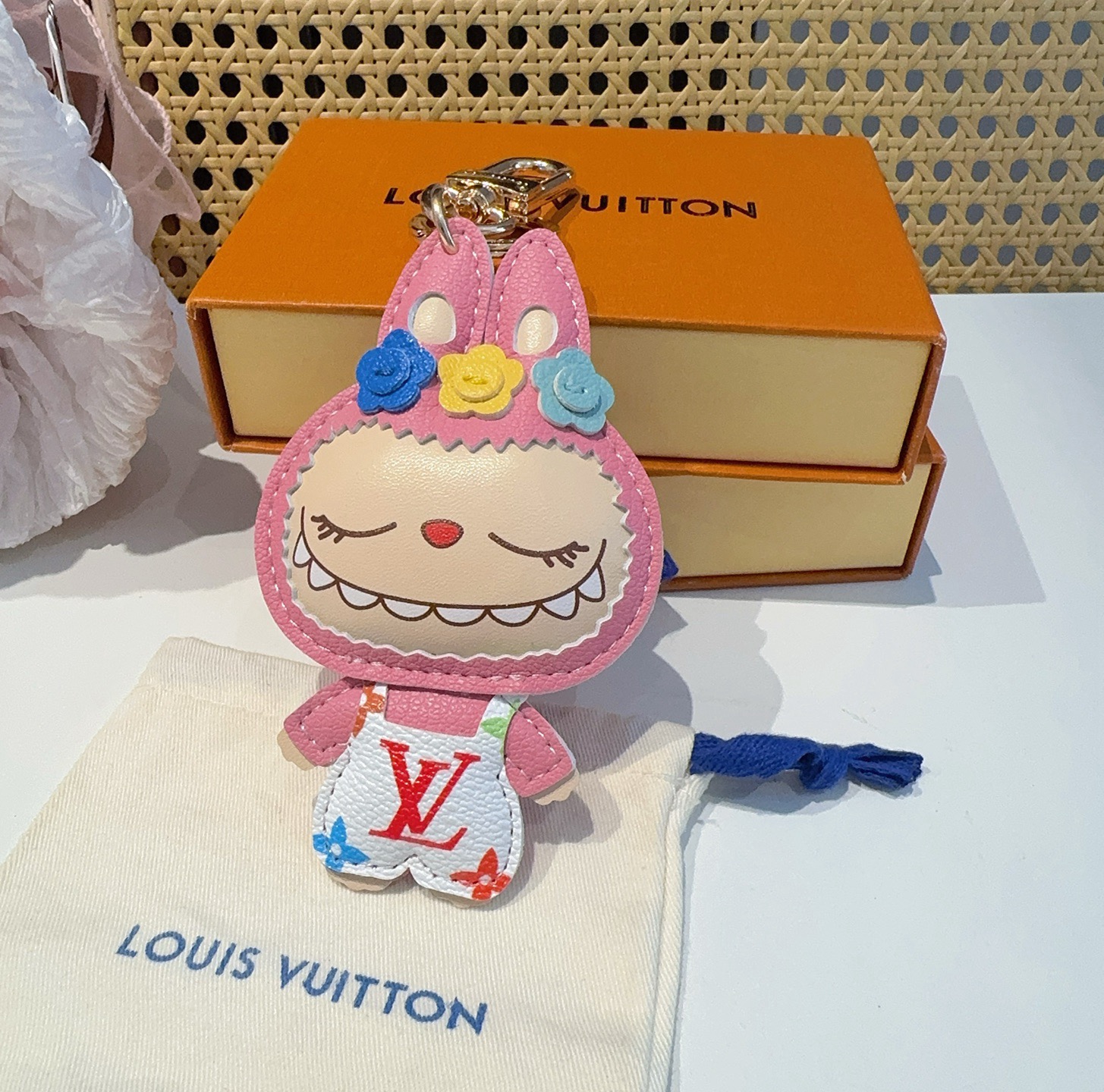 拉布布挂件公仔钥匙扣，LV钥匙扣，包包挂饰