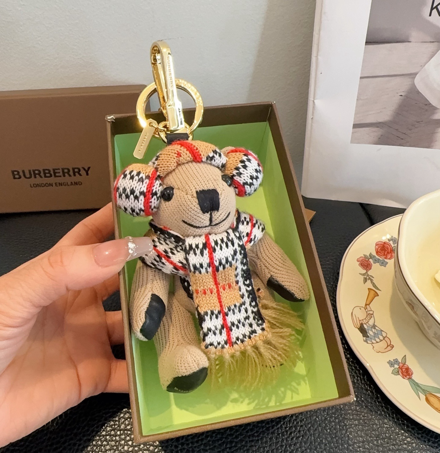 Burberry代工厂小熊🐻挂件，巴宝莉🐻围巾🧣泰迪熊钥匙扣包饰挂件  温柔到心里🥰 准备已久、精致自留