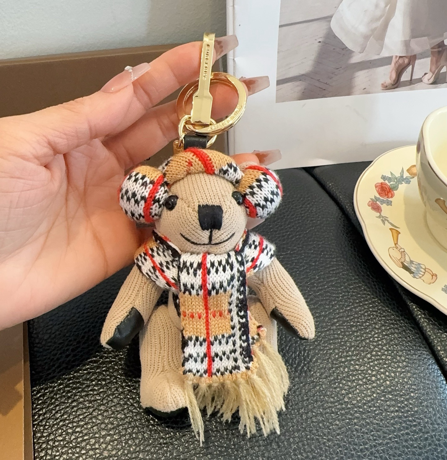 Burberry代工厂小熊🐻挂件，巴宝莉🐻围巾🧣泰迪熊钥匙扣包饰挂件  温柔到心里🥰 准备已久、精致自留