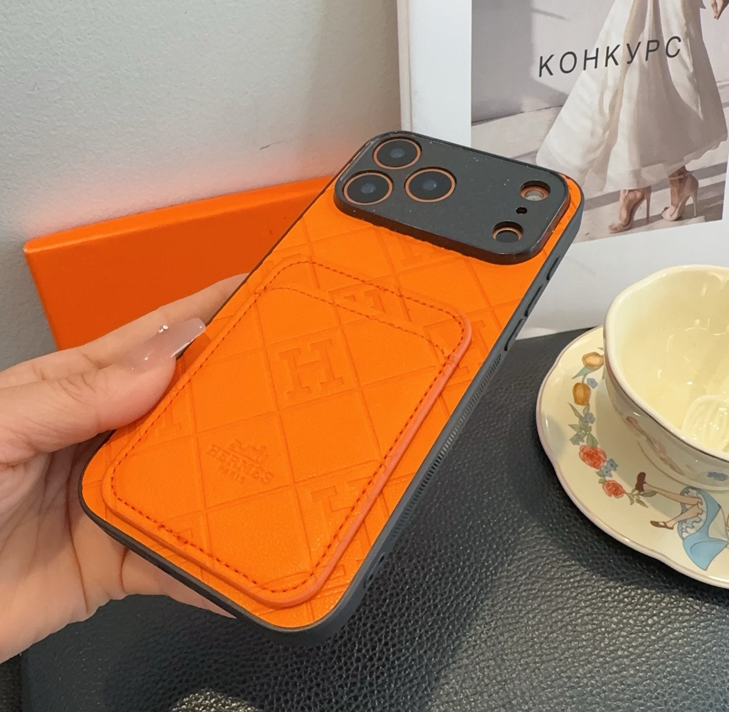 新品上市💗HERMES爱马仕卡包手机壳型号：为了不出现报错型号，请打开本机查看手机设置显示的型号⚠️⚠️