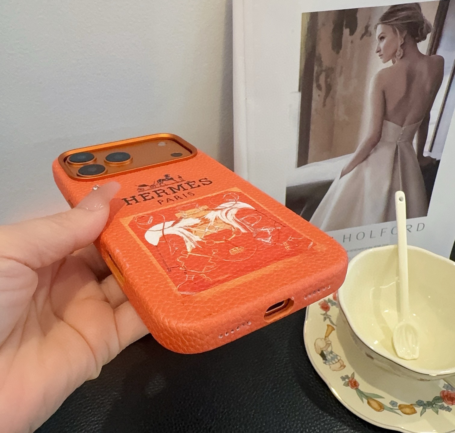 新品上市💗HERMES爱马仕全包荔枝纹手机壳型号：为了不出现报错型号，请打开本机查看手机设置显示的型号⚠
