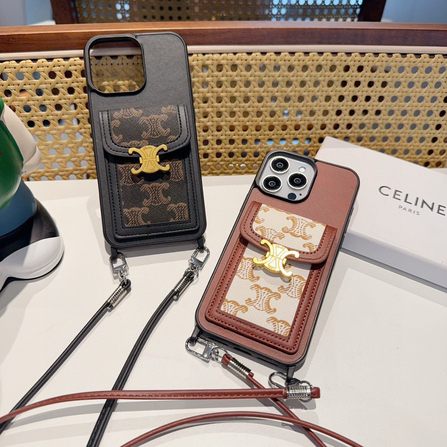 ✨💠Celine•赛琳斜挎插卡手机壳 全包卡包手机壳 挂绳🉑拆卸型号：为了不出现报错型号，请打开本机查看