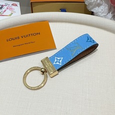 🔥爆款推荐 驴家牛皮压花渐变钥匙扣 LV钥匙扣 车钥匙挂件包包挂饰 DauPhine Dragonne 钥匙扣彰显金属 🔥爆款推荐 驴家牛皮压花渐变钥匙扣 LV钥匙扣 车钥匙挂件包包挂饰 DauPhine Dragonne 钥匙扣彰显金属