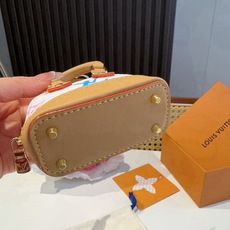 ❗爆款🔥路易威登LOUIS VUITTON 新款 老花&白三彩mini包包贝壳包 LV包包挂饰,钥匙扣,零钱包,耳机包 ❗爆款🔥路易威登LOUIS VUITTON 新款 老花&白三彩mini包包贝壳包 LV包包挂饰,钥匙扣,零钱包,耳机包