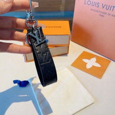 🔥🔥LOUIS VUITTON官网款 LV CLOCHES-CLES包饰与钥匙扣。 MONOGRAM ECLIPSE D 🔥🔥LOUIS VUITTON官网款 LV CLOCHES-CLES包饰与钥匙扣。 MONOGRAM ECLIPSE D