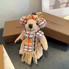 🔥Burberry代工厂小熊🐻挂件,巴宝莉🐻围巾🧣泰迪熊钥匙扣包饰挂件 温柔到心里🥰 准备已久、精致自留 ! 内部填 🔥Burberry代工厂小熊🐻挂件,巴宝莉🐻围巾🧣泰迪熊钥匙扣包饰挂件 温柔到心里🥰 准备已久、精致自留 ! 内部填