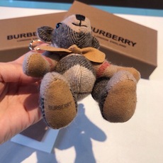 Burberry代工厂小熊🐻挂件 ,熊泰迪熊钥匙扣挂件 温柔到心里🥰 准备已久、精致自留 ! 内部填充物与专柜一致, Burberry代工厂小熊🐻挂件 ,熊泰迪熊钥匙扣挂件 温柔到心里🥰 准备已久、精致自留 ! 内部填充物与专柜一致,
