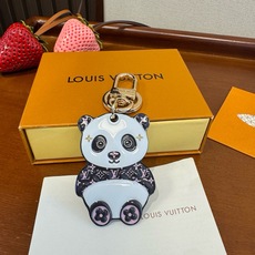 ❗熊猫🐼挂饰 ☀独家原单 LOUIS VUITTON 新款熊猫钥匙扣 包包挂件 顶级进口PU材质 五金为进口钢 原版l ❗熊猫🐼挂饰 ☀独家原单 LOUIS VUITTON 新款熊猫钥匙扣 包包挂件 顶级进口PU材质 五金为进口钢 原版l