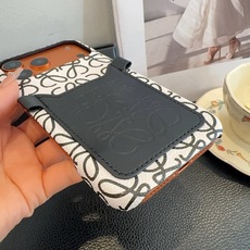 ✨新款上架✨ 🌟Loewe罗意威斜挎卡包手机壳🤎🖤🤍 型号:为了不出现报错型号,请打开本机查看手机设置显示的型号⚠️⚠️ ✨新款上架✨ 🌟Loewe罗意威斜挎卡包手机壳🤎🖤🤍 型号:为了不出现报错型号,请打开本机查看手机设置显示的型号⚠️⚠️