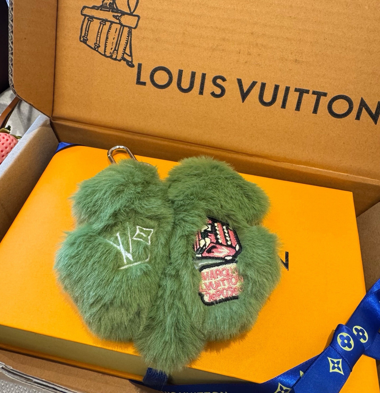 🔥新品 M03170 ☀️LOUIS Vuitton路易威登钥匙扣挂件LV LUCKY Trefoil 四叶草🍀包饰 ☀