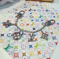 LV钥匙扣 包饰 包包挂件 金色&银色 M01188 SPring Street Chain 包饰将 Monogram LV钥匙扣 包饰 包包挂件 金色&银色 M01188 SPring Street Chain 包饰将 Monogram