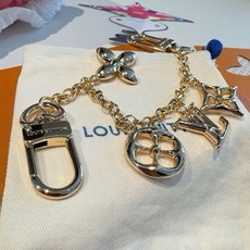 LV钥匙扣 包饰 包包挂件 金色&银色 M01188 SPring Street Chain 包饰将 Monogram LV钥匙扣 包饰 包包挂件 金色&银色 M01188 SPring Street Chain 包饰将 Monogram