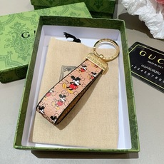 🔥爆款推荐 古驰Gucci钥匙扣 车钥匙挂件包包挂饰 DauPhine Dragonne 钥匙扣彰显金属匠艺与品牌经典 🔥爆款推荐 古驰Gucci钥匙扣 车钥匙挂件包包挂饰 DauPhine Dragonne 钥匙扣彰显金属匠艺与品牌经典