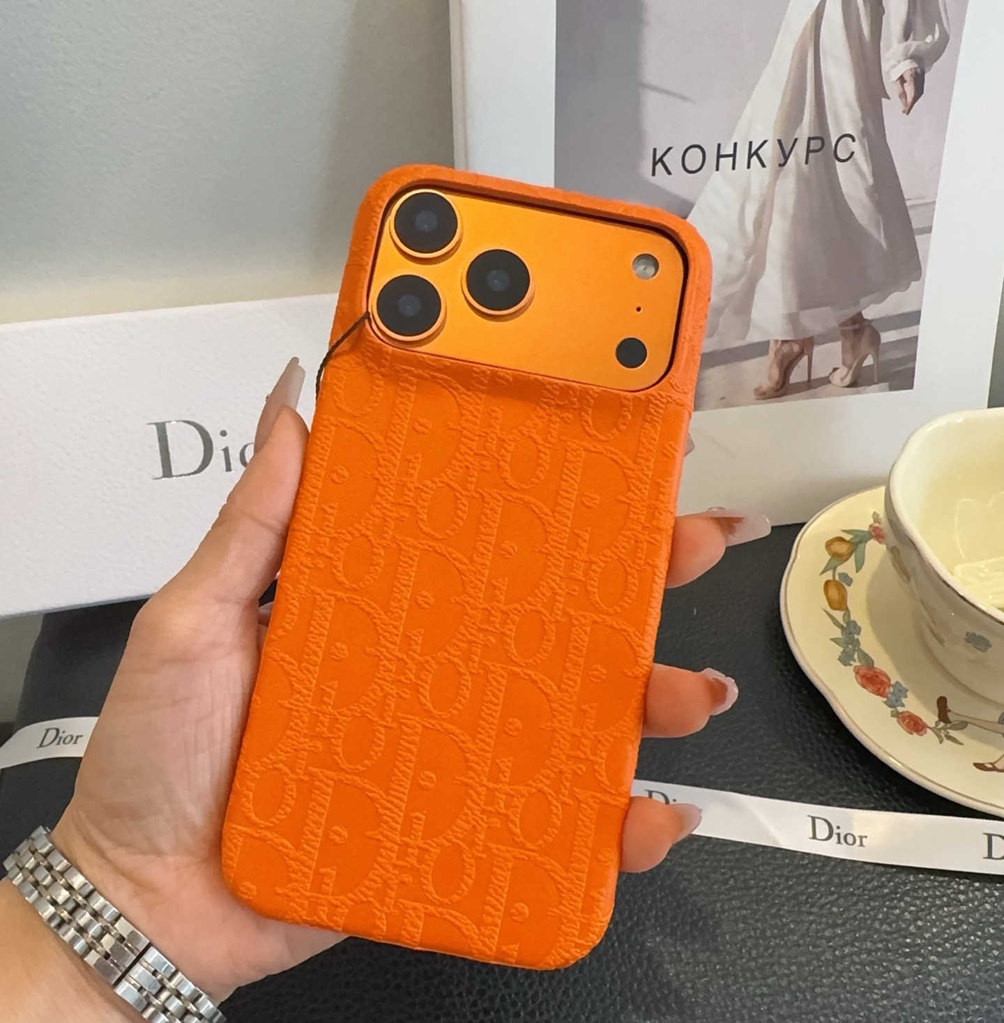 🔥星宇橙系列 Dior压花iPhone手机壳  官网原版皮➕原版素材，经典高端[强] 型号：为了不出现报错型号，请打开本