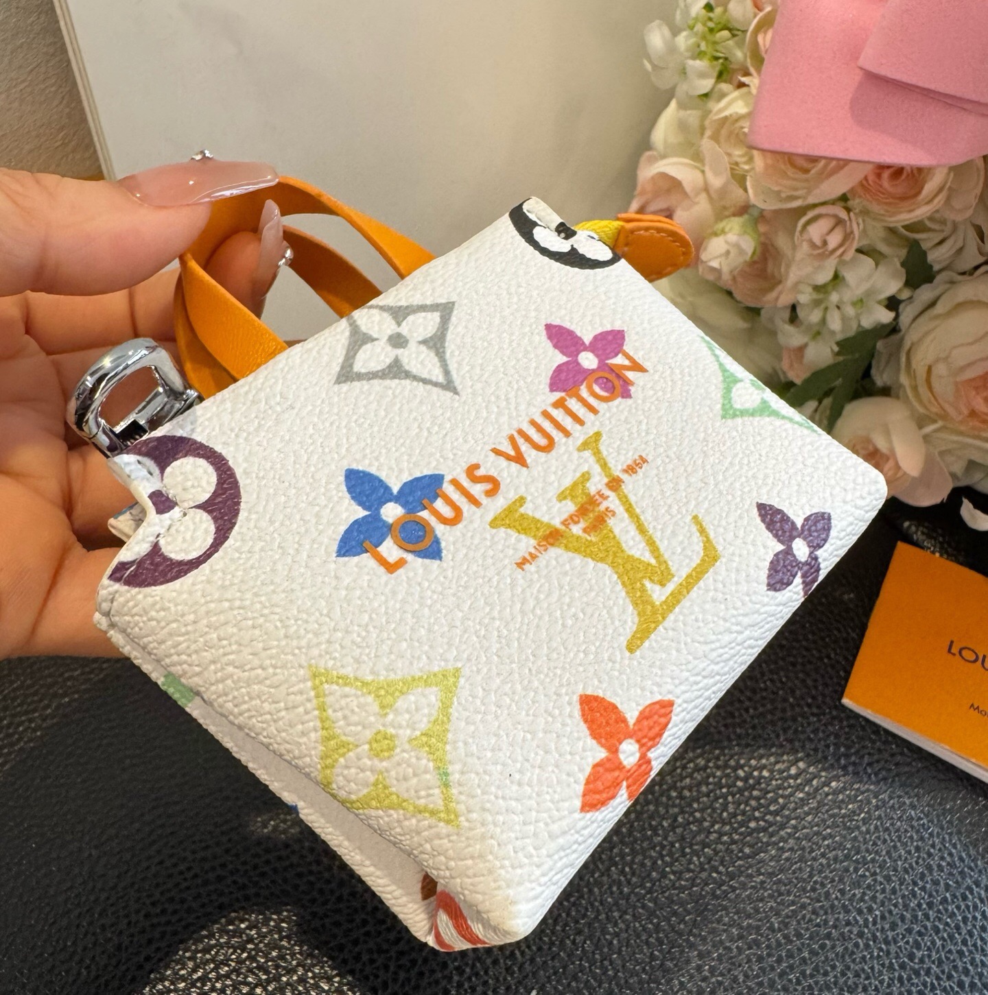🔥Lv购物袋mini零钱包 👛耳机🎧包 ✨可装口红💄零钱等Mini小拎包，可挂包包上 腰带上 小巧精致💸潮流高档小包包