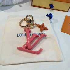 🔥LV村上隆钥匙扣包包挂饰 LV X TM LV ICONIC SUPERFLAT 钥匙扣 路易威登再度携手日本艺术家村 🔥LV村上隆钥匙扣包包挂饰 LV X TM LV ICONIC SUPERFLAT 钥匙扣 路易威登再度携手日本艺术家村