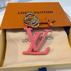 🔥LV村上隆钥匙扣包包挂饰 LV X TM LV ICONIC SUPERFLAT 钥匙扣 路易威登再度携手日本艺术家村 🔥LV村上隆钥匙扣包包挂饰 LV X TM LV ICONIC SUPERFLAT 钥匙扣 路易威登再度携手日本艺术家村