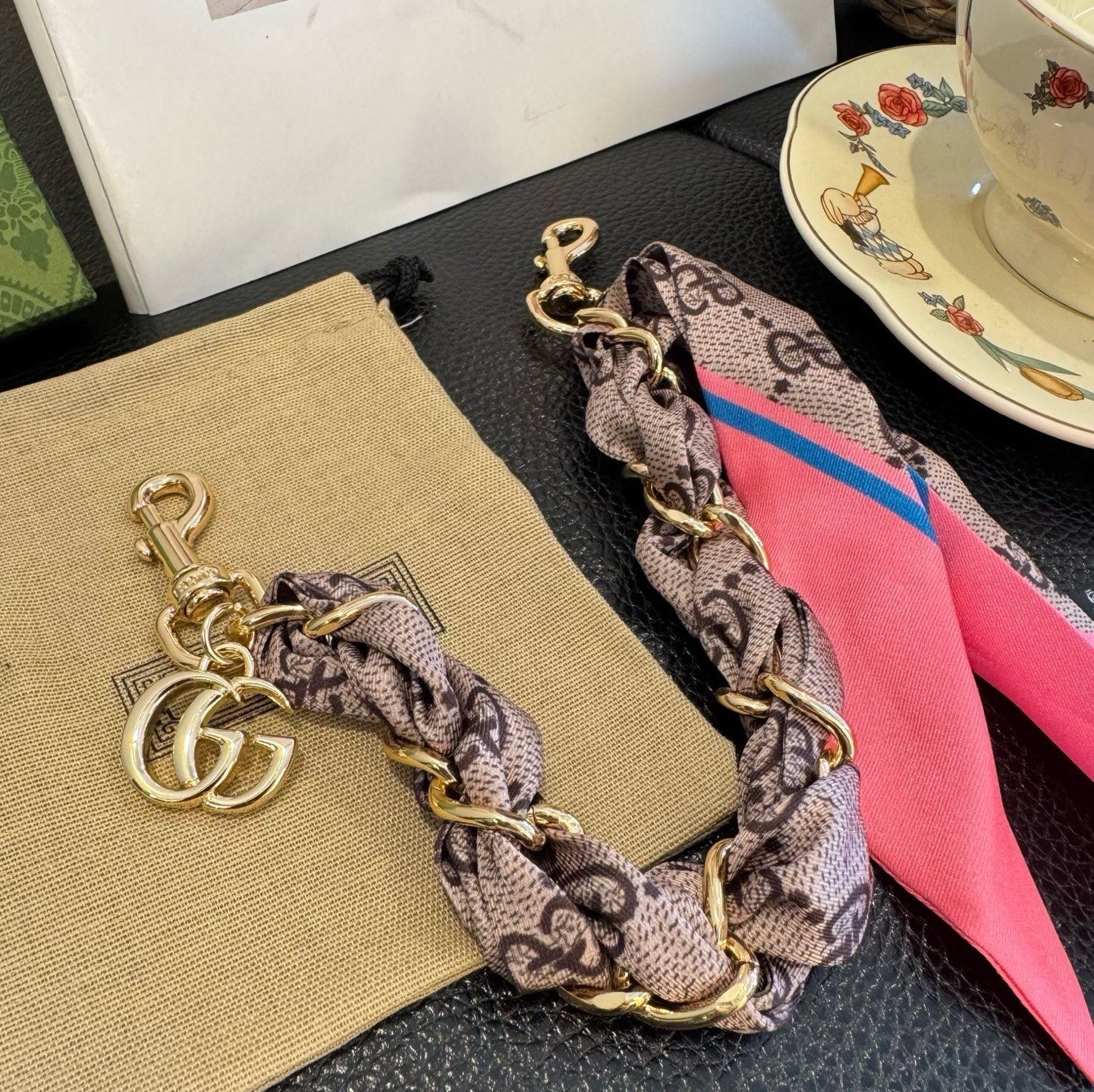 🔥 Gucci 古驰丝巾包链 包包挂件挂饰  ☀️手袋挂件 G五金扣挂件