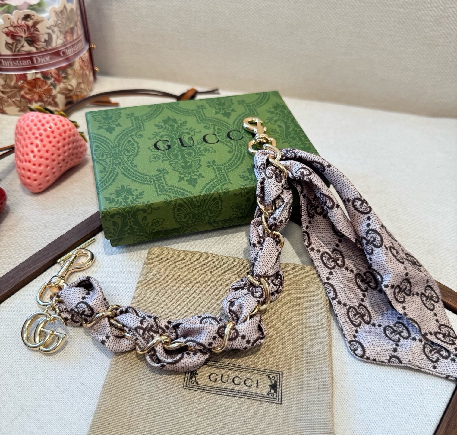 🔥 Gucci 古驰丝巾包链 包包挂件挂饰  ☀️手袋挂件 G五金扣挂件
