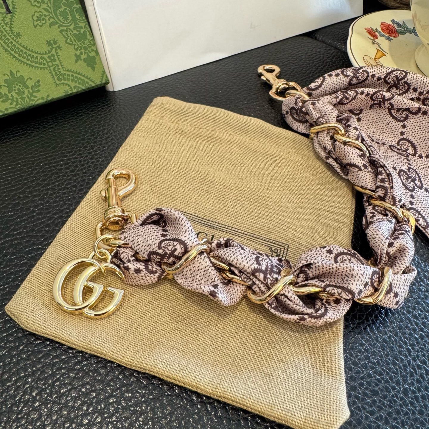 🔥 Gucci 古驰丝巾包链 包包挂件挂饰  ☀️手袋挂件 G五金扣挂件