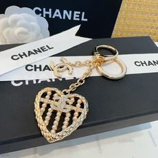 🔥CHANEL香奈儿爱心❤️算盘钥匙扣挂件 ~包包挂饰车钥匙挂件 精巧算盘珠点缀爱心设计,经典菱格纹搭配双C标志,奢华与 🔥CHANEL香奈儿爱心❤️算盘钥匙扣挂件 ~包包挂饰车钥匙挂件 精巧算盘珠点缀爱心设计,经典菱格纹搭配双C标志,奢华与