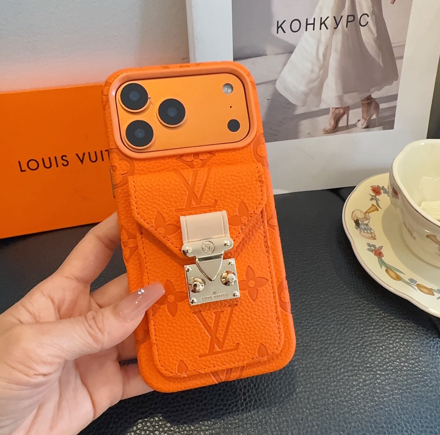 上新🎉🎉🎉🎉 LV老花卡包手机壳官网同步经典老花手机壳 卡包 型号:为了不出现报错型号,请打开本机查看手机设置显示的型号 上新🎉🎉🎉🎉 LV老花卡包手机壳官网同步经典老花手机壳 卡包 型号:为了不出现报错型号,请打开本机查看手机设置显示的型号