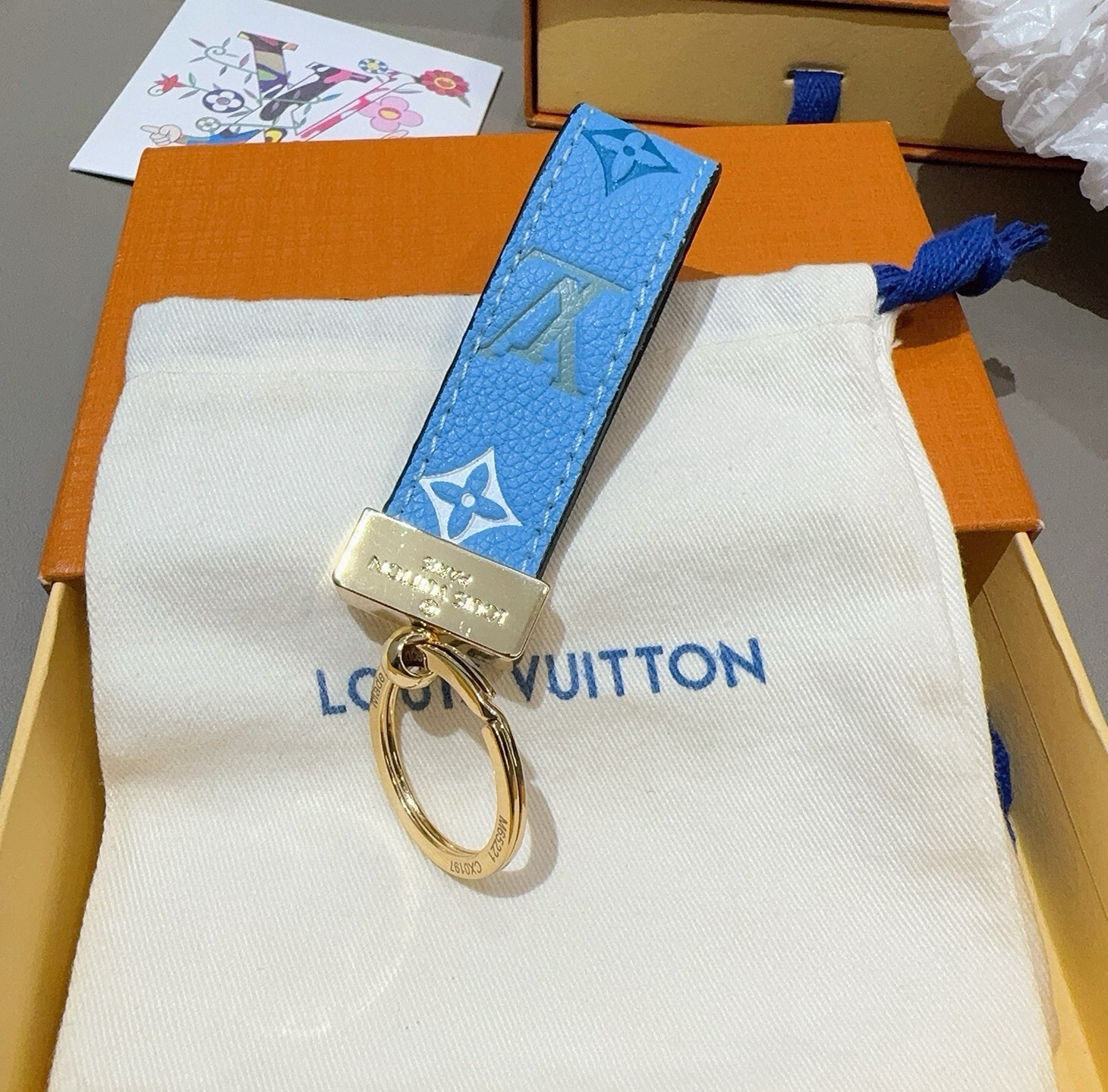 🔥爆款推荐 驴家牛皮压花渐变钥匙扣 LV钥匙扣 车钥匙挂件包包挂饰  DauPhine Dragonne 钥匙扣彰显金属