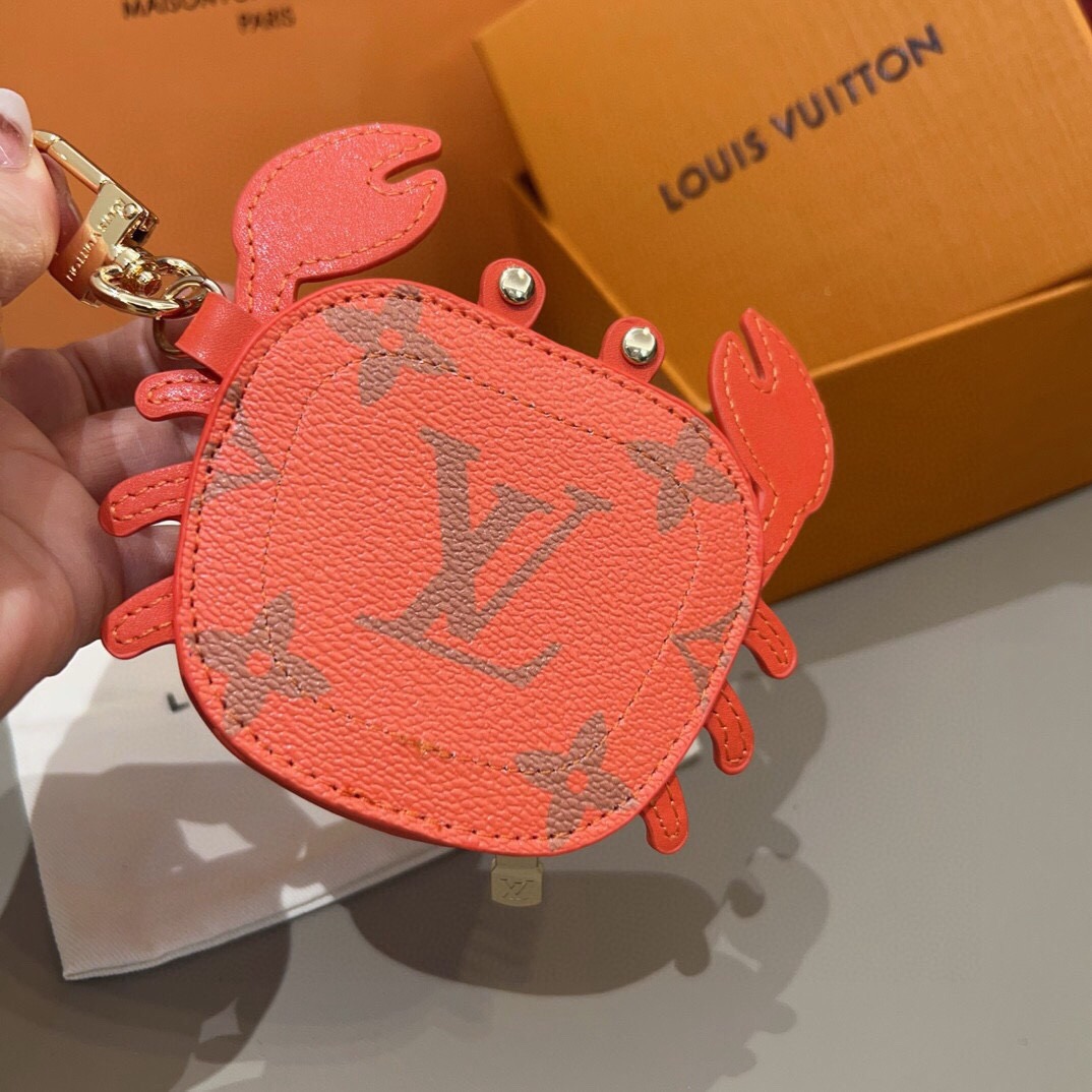 官网新品 热卖Louis Vuitton 路易威登lv 小螃蟹耳机包钥匙扣挂件挂饰 Lv钥匙包蓝牙耳机包 可放耳机 零钱