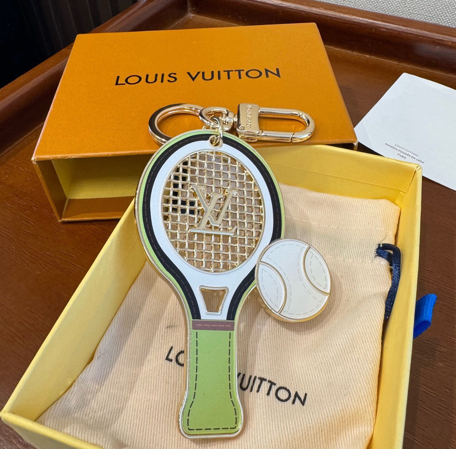 🔥M03925新款 LOUIS VUITTON  LV 钥匙扣 TENNIS RACKET 包饰与钥匙扣 网球拍 包挂钥