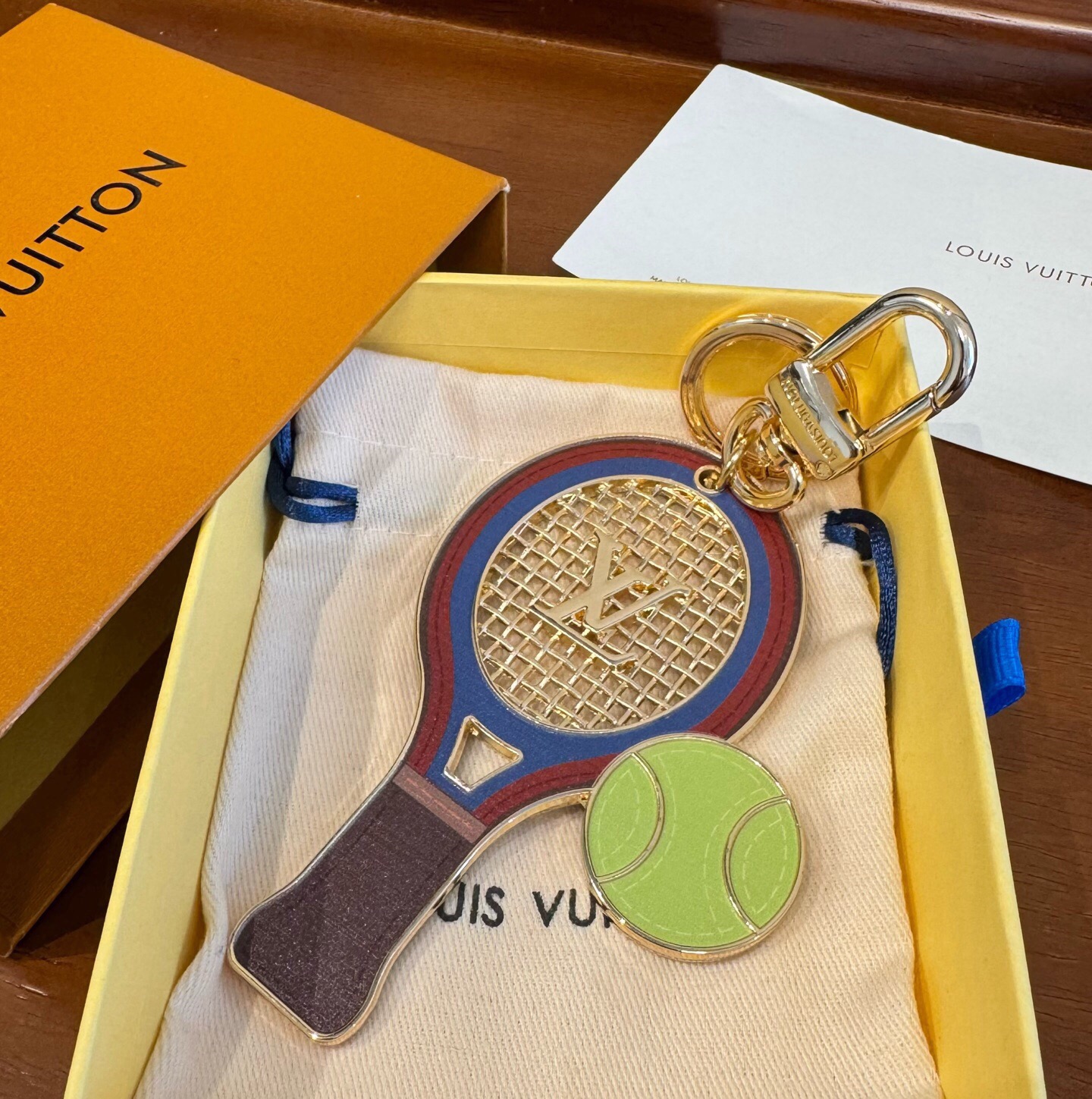 🔥M03925新款 LOUIS VUITTON  LV 钥匙扣 TENNIS RACKET 包饰与钥匙扣 网球拍 包挂钥