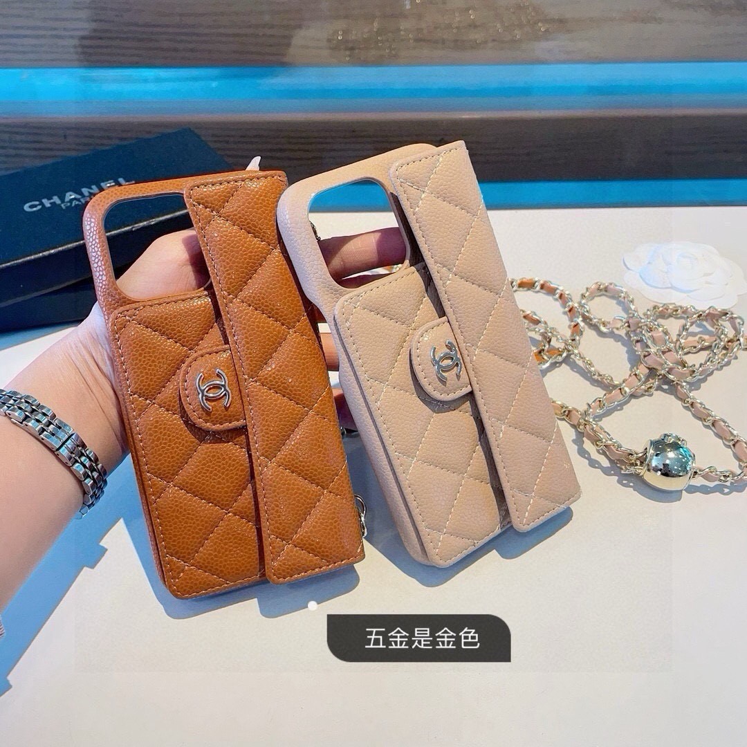 💃CHANEL💠香奈儿火爆时尚圈的手机壳 真香系列 热爆美拉德色系 专柜同款⛓链条双C小金球可调节链条长度 鱼子酱皮菱 💃CHANEL💠香奈儿火爆时尚圈的手机壳 真香系列 热爆美拉德色系 专柜同款⛓链条双C小金球可调节链条长度 鱼子酱皮菱