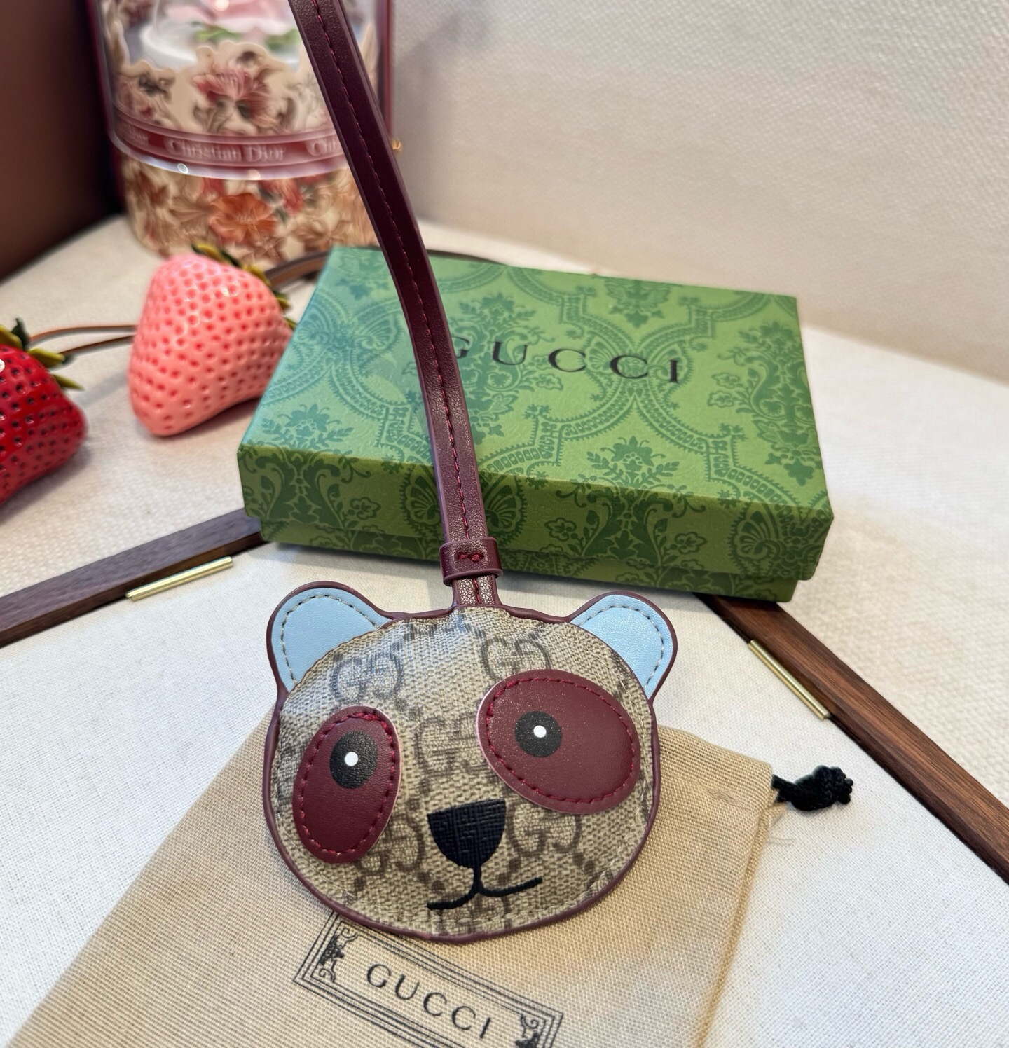 🔥 Gucci 古驰 🦉猫头鹰皮绳挂饰包包挂件挂饰  ☀️俏皮可爱的手袋挂饰采用猫头鹰造型设计