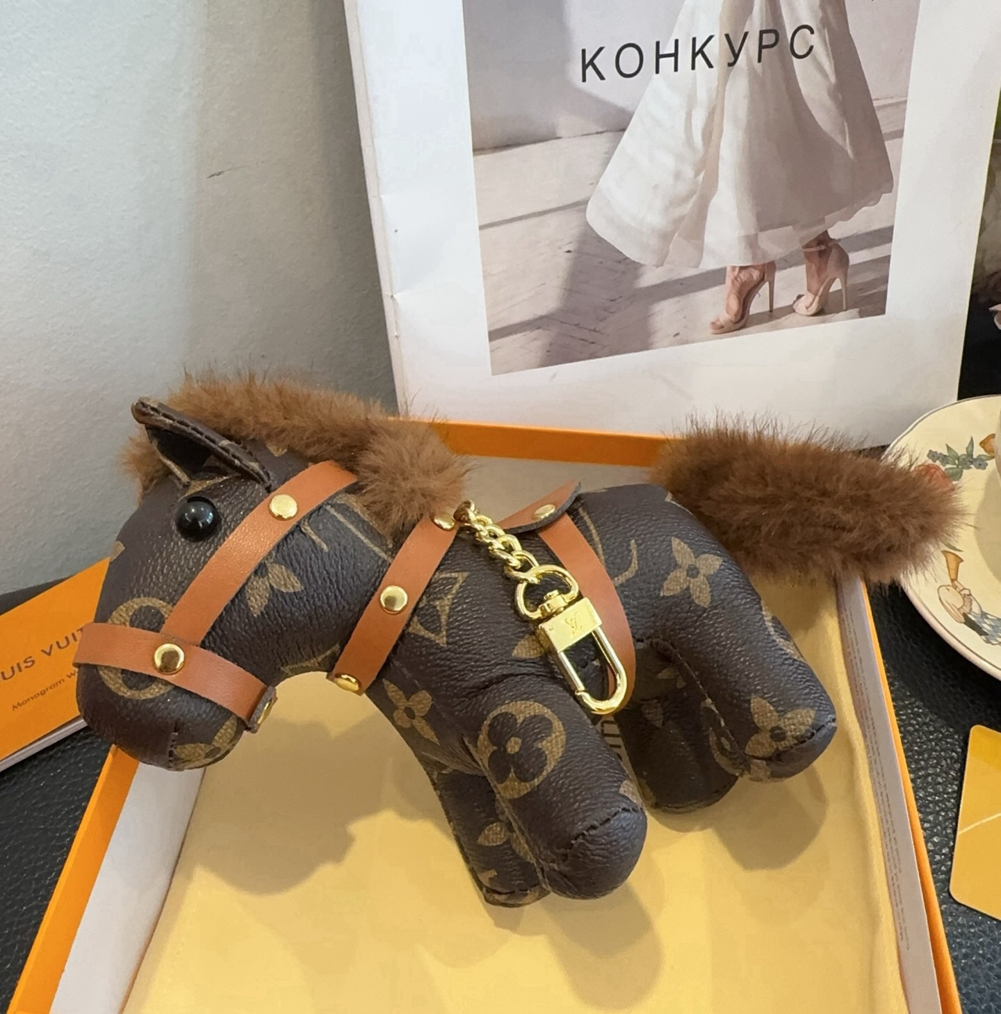 LV钥匙扣老花包包挂件 马上有钱小马🐎挂饰
