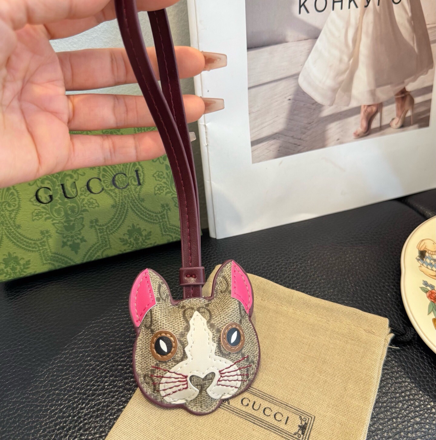 🔥 Gucci 古驰 🦉猫头鹰皮绳挂饰包包挂件挂饰  ☀️俏皮可爱的手袋挂饰采用猫头鹰造型设计