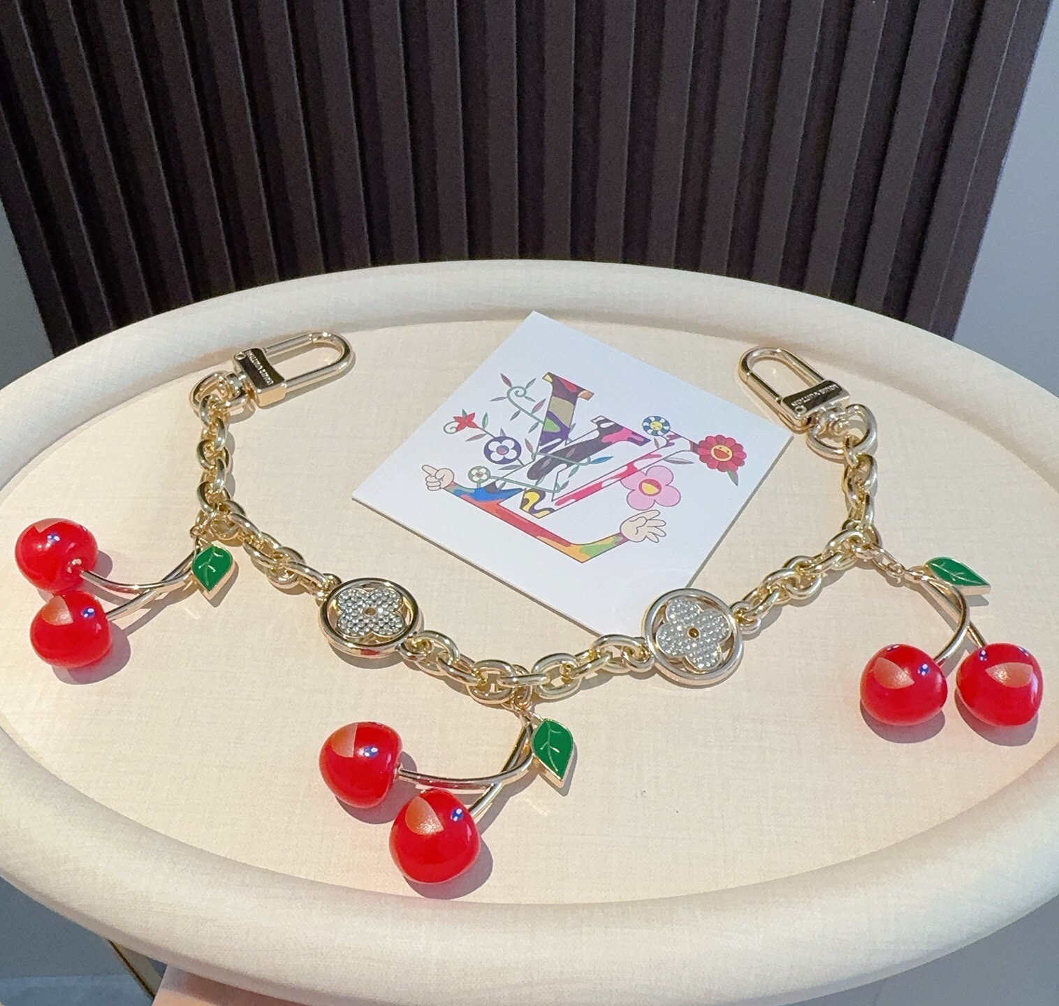 LV X TM 樱桃🍒包挂包链 原单货 Lv钥匙扣包饰包包挂件 Louis Vuitton 路易威登 樱桃🍒钥匙扣包链 