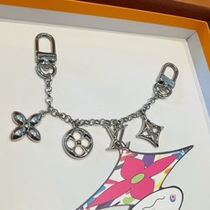 LV钥匙扣 包饰 包包挂件 金色&银色 M01188 SPring Street Chain 包饰将 Monogram LV钥匙扣 包饰 包包挂件 金色&银色 M01188 SPring Street Chain 包饰将 Monogram