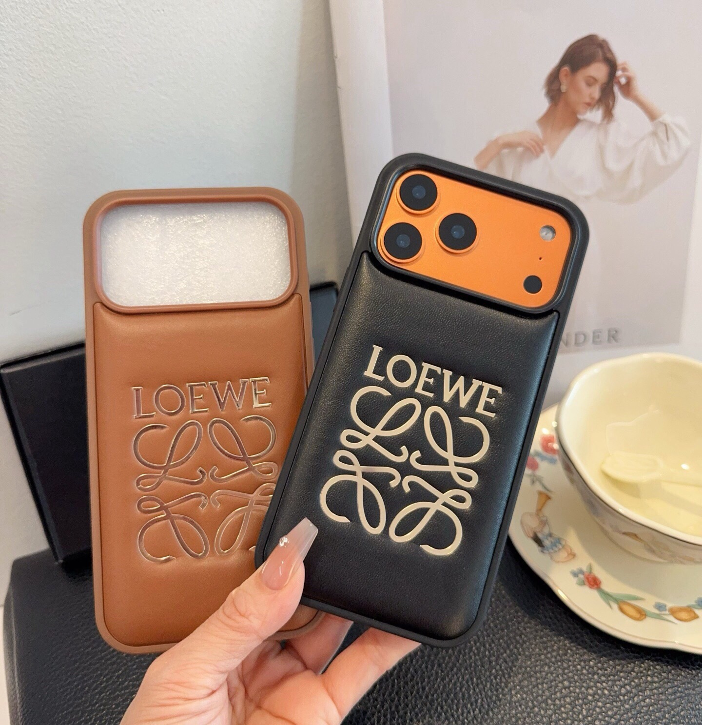 上新🎉🎉🎉🎉Loewe.罗意威手机壳 烫金全包壳 型号:为了不出现报错型号,请打开本机查看手机设置显示的型号⚠️⚠️⚠️ 上新🎉🎉🎉🎉Loewe.罗意威手机壳 烫金全包壳 型号:为了不出现报错型号,请打开本机查看手机设置显示的型号⚠️⚠️⚠️