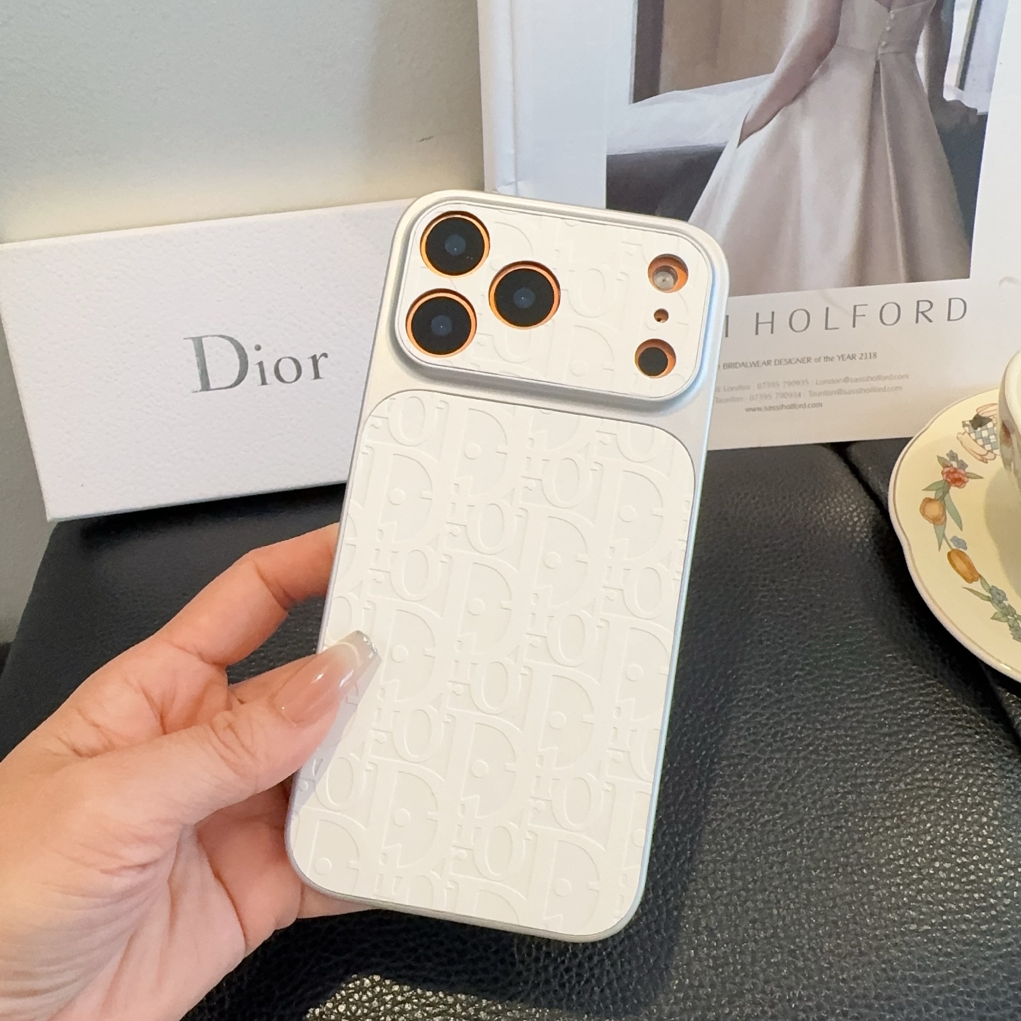 🔥Dior压花iPhone手机壳  官网原版皮➕原版素材，经典高端[强] 型号：为了不出现报错型号，请打开本机查看手机设