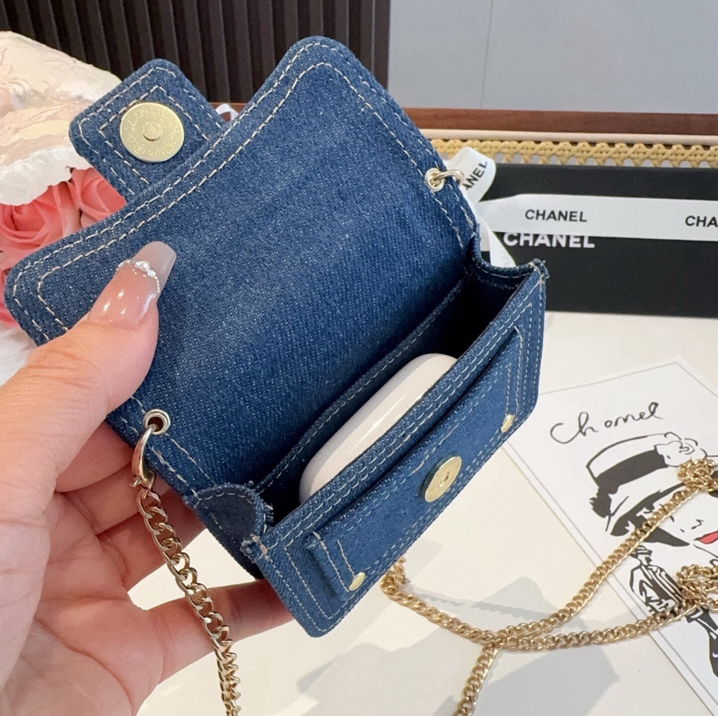 ❤️香奈儿CHANEL官网新款mini斜挎包包 零钱包👛搭配链条 可拆卸❤️可放耳机 纸巾 口红💄 钥匙 等小物件  尺